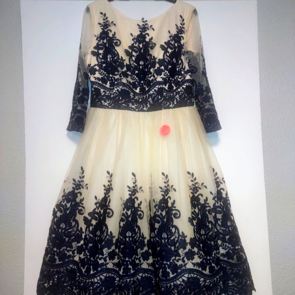 Chi Chi London-Mariah Dress